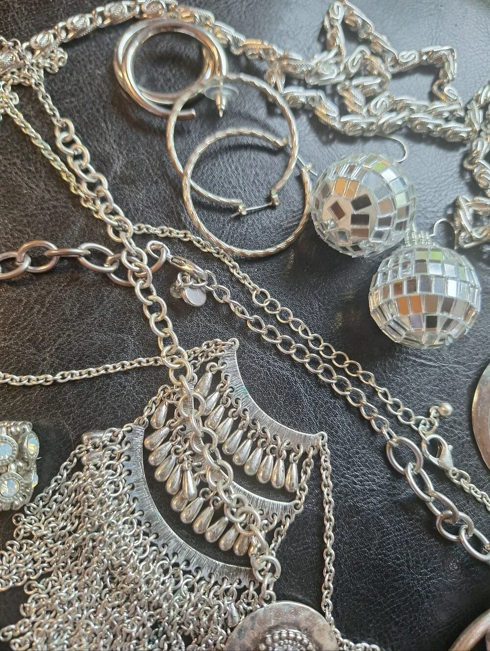 Silver Toned Fashion Jewelry Bundle Glitter Princess Photo Shoot Met GALA READY